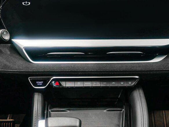 2024 Geely Monjaro I, белый, 3439900 рублей - вид 27