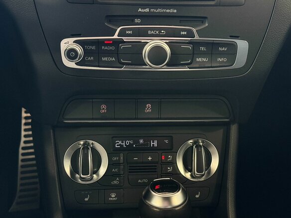 2014 Audi Q3 I (8U), красный, 1437000 рублей - вид 13
