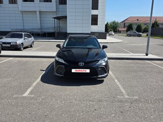 2021 Toyota Camry VIII (XV70) Рестайлинг, чёрный, 2990000 рублей, вид 3