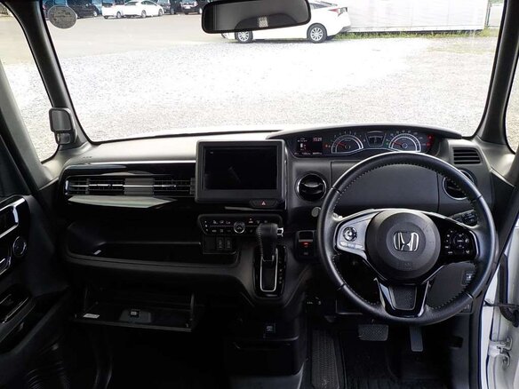 2022 Honda N-BOX II Рестайлинг, белый - вид 9