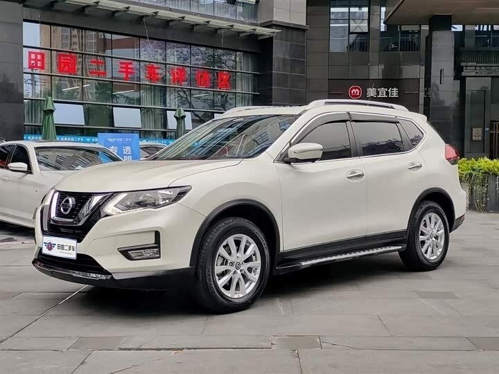 Открыть фотографии: Nissan X-Trail III Рестайлинг