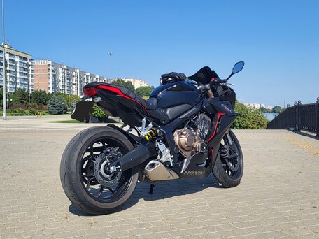 2021 Honda CBR 650R, чёрный, 950000 рублей, вид 3