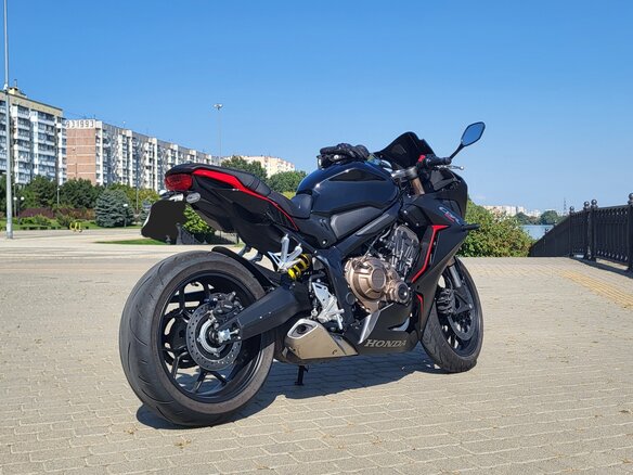 2021 Honda CBR 650R, чёрный, 950000 рублей - вид 2