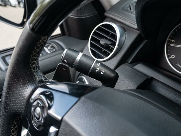 2014 Land Rover Discovery IV Рестайлинг, белый - вид 17
