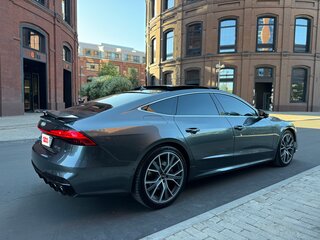 2020 Audi A7 45 TDI II (4K), серый, 5500000 рублей, вид 3