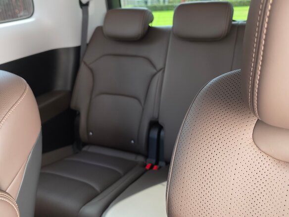 2025 Wuling Starlight 730, серый, 3000000 рублей - вид 12