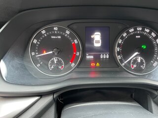 2021 Skoda Octavia IV (A8), белый, 2050000 рублей, вид 5