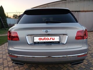 2016 Bentley Bentayga I, серебристый, 9850000 рублей, вид 4
