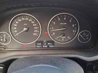 2015 BMW X3 20i xDrive II (F25) Рестайлинг, белый, 2300000 рублей, вид 5