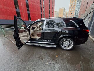 2023 Mercedes-Benz Maybach GLS 600 I, чёрный, 22000000 рублей, вид 4