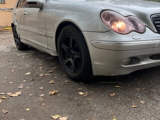 2000 Mercedes-Benz C-Класс 200 II (W203), серебристый, 199999 рублей, вид 1