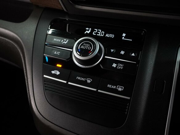 2020 Honda Freed II Рестайлинг, серый - вид 13