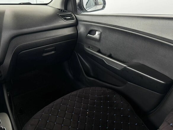 2013 Kia Rio III, серебристый, 760000 рублей - вид 12