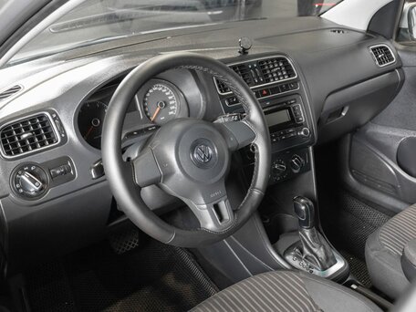 2012 Volkswagen Polo V, серебристый, 670000 рублей, вид 5