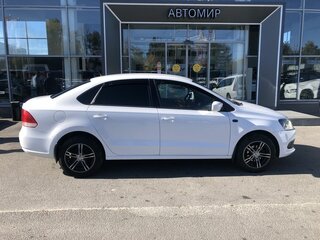 2011 Volkswagen Polo V, белый, 490000 рублей, вид 4