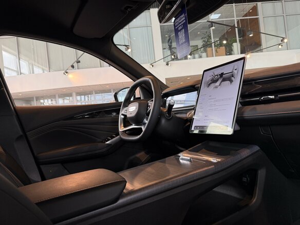 2026 Geely Preface I, белый, 3329990 рублей - вид 26