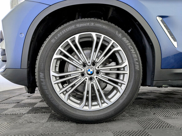 2020 BMW X3 20i xDrive III (G01), синий, 3850000 рублей - вид 17