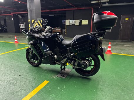 2011 Kawasaki GTR 1400 (Concours 14), чёрный, 1200000 рублей, вид 5