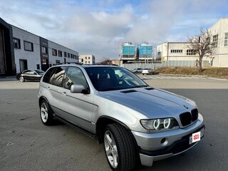 2001 BMW X5 4.6is I (E53), серебристый, 720000 рублей, вид 3