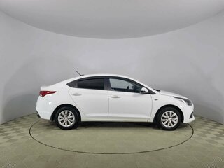 2017 Hyundai Solaris II, белый, 1330000 рублей, вид 4