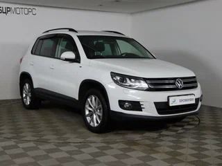 2016 Volkswagen Tiguan I Рестайлинг, белый, 1719990 рублей, вид 3