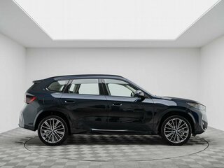 2026 BMW X1 Long 25Li xDrive III (U11/U12), чёрный, 5850000 рублей, вид 4