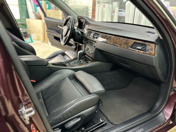 2007 BMW 3 серии 330i V (E90/E91/E92/E93), красный, 1050000 рублей - вид 9