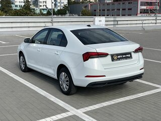 2021 Skoda Rapid II, белый, 940000 рублей, вид 4