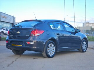 2013 Chevrolet Cruze I Рестайлинг, серый, 800000 рублей, вид 5