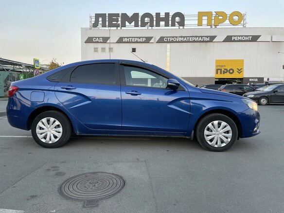 2022 Lada (ВАЗ) Vesta I, синий, 900000 рублей - вид 1