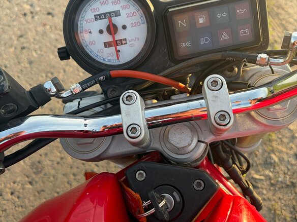 1999 Ducati Monster 400, красный, 200000 рублей - вид 1