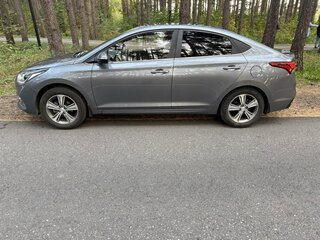 2017 Hyundai Solaris II, серый, 1420000 рублей, вид 5