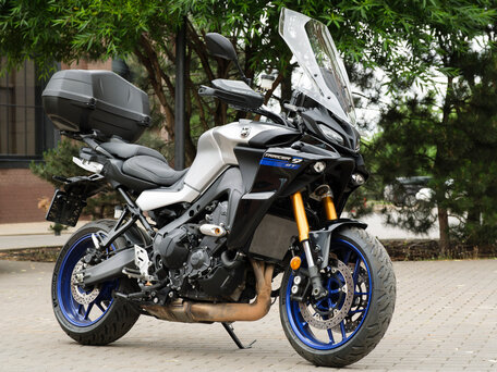 2021 Yamaha Tracer 9, серый, 1350000 рублей, вид 1