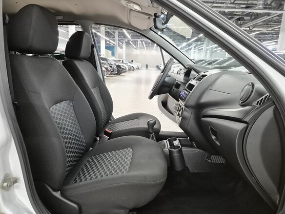 2022 Lada (ВАЗ) Granta I Рестайлинг, белый, 687000 рублей - вид 6