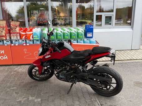 2017 KTM 250 Duke, красный, 245000 рублей, вид 5