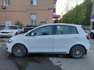 2012 Volkswagen Golf Plus II, белый, 830000 рублей, вид 3