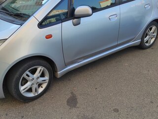 2011 Mitsubishi Colt Plus VI (Z20/Z30), серебристый, 850000 рублей, вид 2