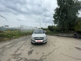 2013 Lada (ВАЗ) Granta I, серебристый, 290000 рублей, вид 2