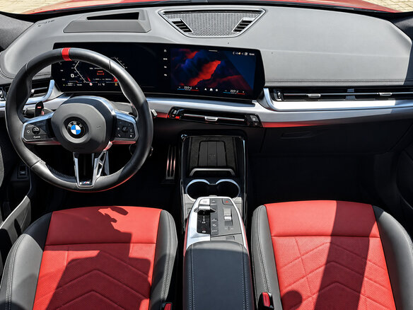 2023 BMW X1 Long 20Li sDrive III (U11/U12), красный, 2900000 рублей - вид 6