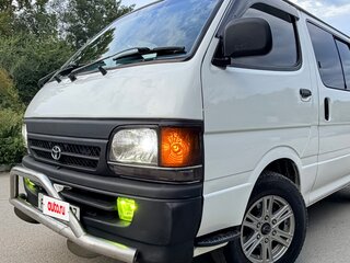 2003 Toyota HiAce H100, белый, 1550000 рублей, вид 2