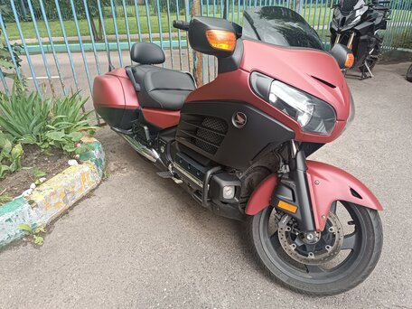 2013 Honda GL 1800 Gold Wing, красный, 1200000 рублей, вид 1