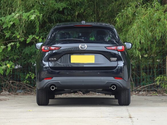2026 Mazda CX-5 II Рестайлинг, чёрный - вид 3