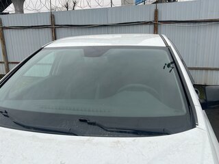 2024 Lada (ВАЗ) Vesta I Рестайлинг (NG), белый, 900000 рублей, вид 4