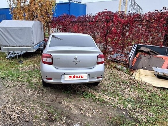 2016 Renault Logan II, серебристый, 850000 рублей - вид 2