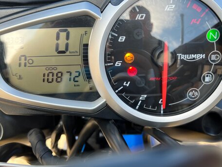 2014 Triumph Street Triple, синий, 595000 рублей, вид 3