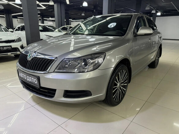 2013 Skoda Octavia II (A5) Рестайлинг, бежевый, 650000 рублей