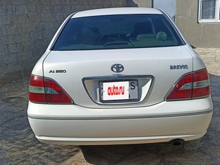2002 Toyota Brevis I, бежевый, 550000 рублей, вид 2
