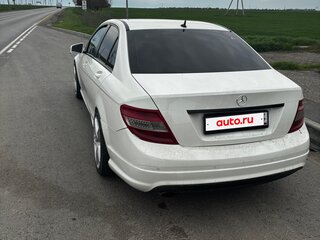 2010 Mercedes-Benz C-Класс 200 III (W204), белый, 1000000 рублей, вид 4