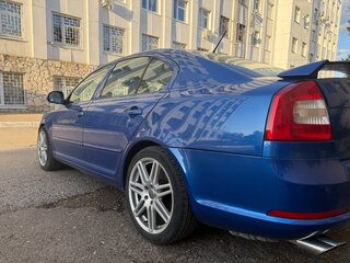 2011 Skoda Octavia RS II Рестайлинг, синий, 900000 рублей, вид 4