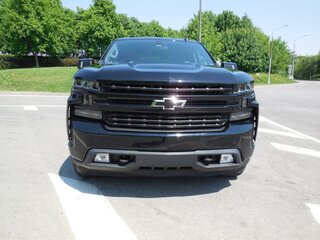 2020 Chevrolet Silverado Crew Cab IV (T1XX), чёрный, 5900000 рублей, вид 3